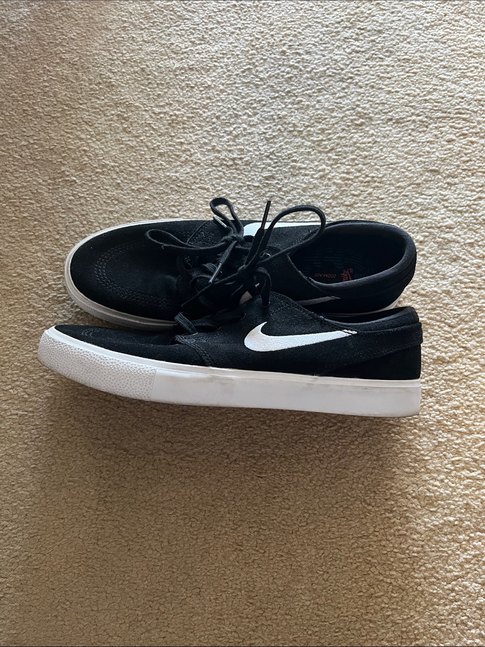 Nike Men’s SB zoom
